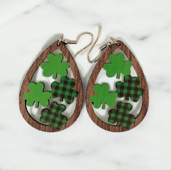 Shamrock Wood Teardrop Earrings St.Patrick's Day - Picture 1 of 4